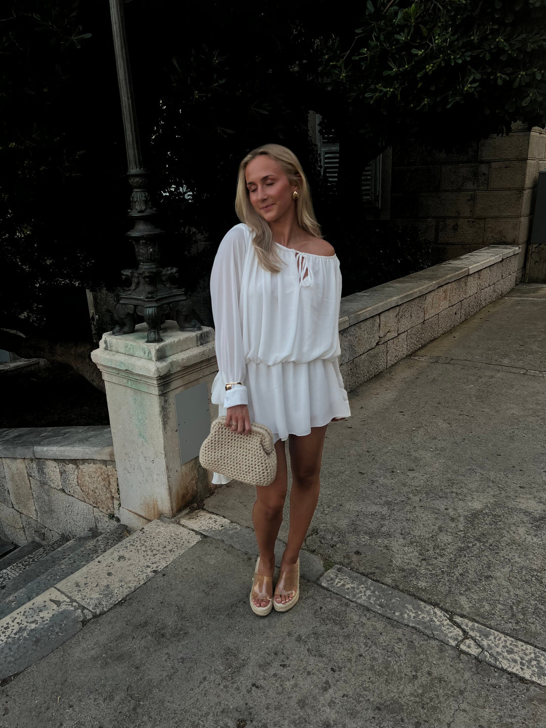 Aveline off shoulder dress – White